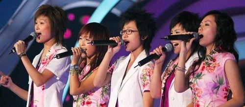 娱乐吃瓜酱女声唱的歌叫什么,她唱的那首叫什么？  第1张